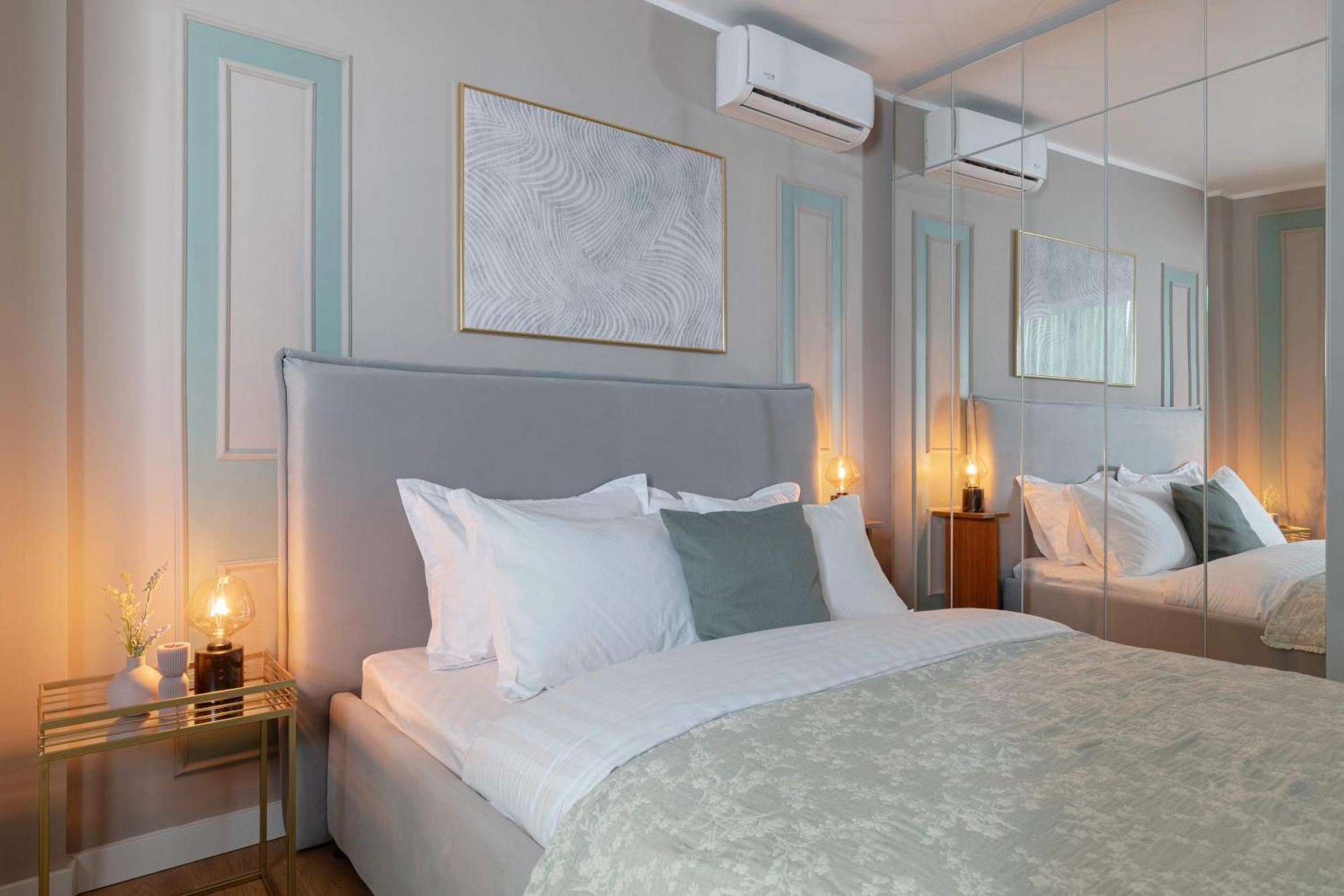 Holt - Sublime Minty Green 1Br On The Park Bucarest Esterno foto